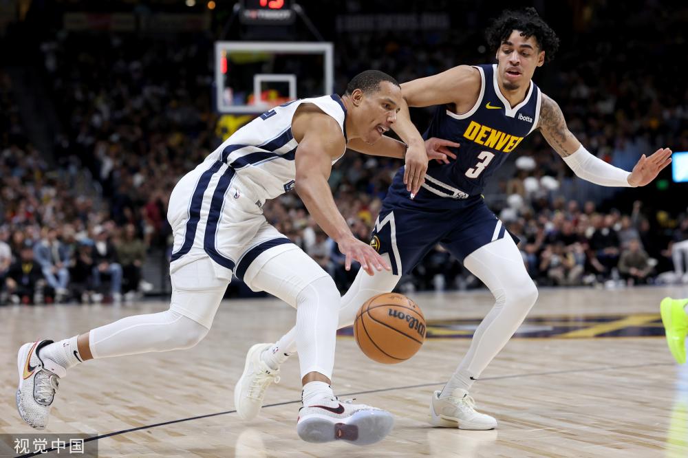 纵观比赛进 纵观比赛进