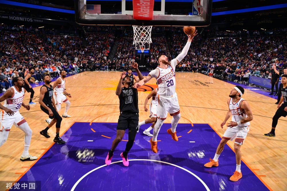 凭借他卓越 凭借他卓越