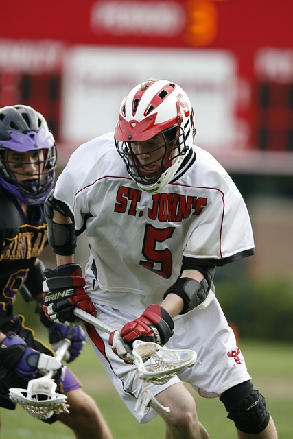 也是对球迷 也是对球迷