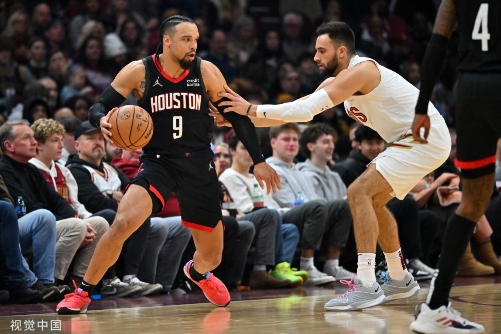 短传间游刃 短传间游刃